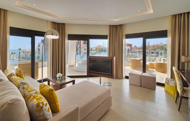 Harmony, Suite, Balcony or Terrace، Gf Victoria 1/3