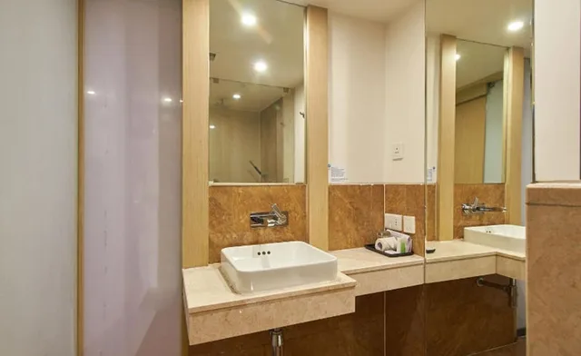 غرفة ديلوكس فاخرة بسريرين منفصلين، Ginger Kochi Mg Road 3/3