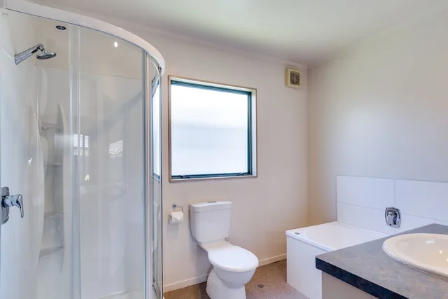 Spa, Studio, 1 Queen and 1 Single Bed, Jetted Tub، Portmans Motor Lodge 7/10