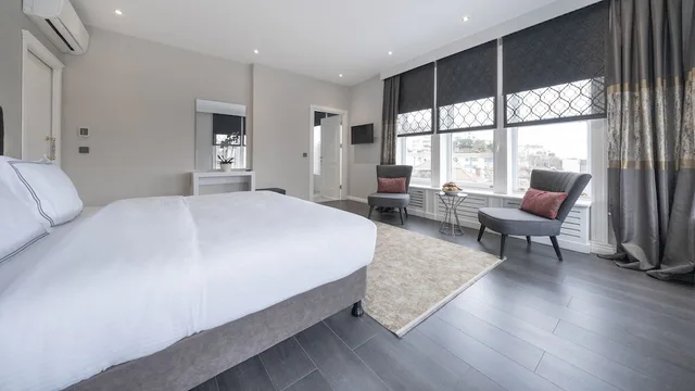 جناح عائلي بسرير كينج وسريرين منفصلين بإطلالة على البحر، Loop Hotel Bosphorus Istanbul 1/10