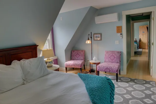 2 Rooms, Carriage House, 2 Queen Beds، Nonantum Resort 1/2