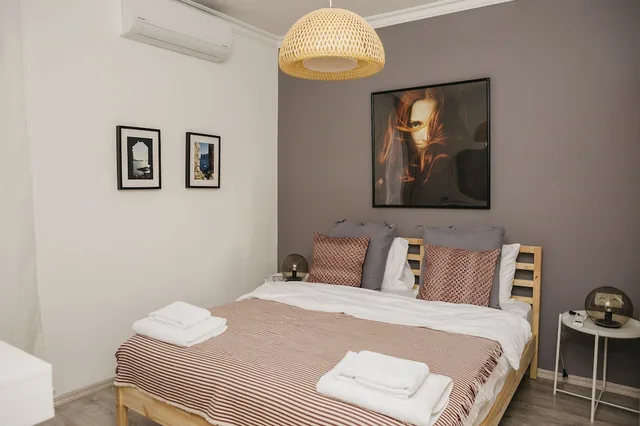 كوخ عائلي بسريرين منفصلين وسرير كوين بشرفة بغرفتي نوم مع أريكة، True Blue Boutique Hotel Kalkan 4/6