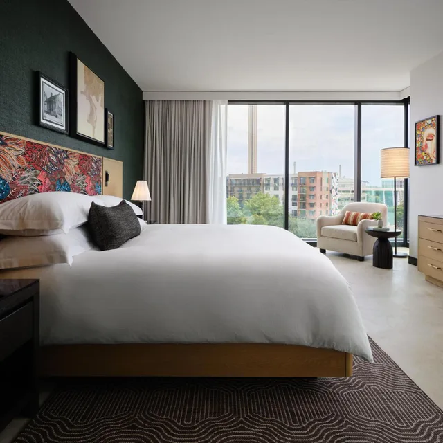 غرفة بريميوم بسرير كينج بإطلالة، Kimpton Santo, an IHG Hotel 1/6