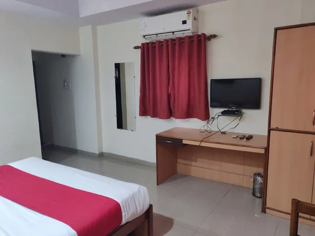 غرفة فاخرة بسرير مزدوج، HOTEL RAHUL 2/4