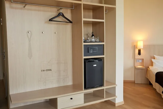 جناح جونيور بسرير كينج مع دخول صالة النادي، Scandic Hamburg Emporio 9/10