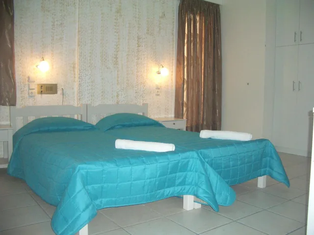 Room, Double or Twin Bed, Voula Hotel 10/10