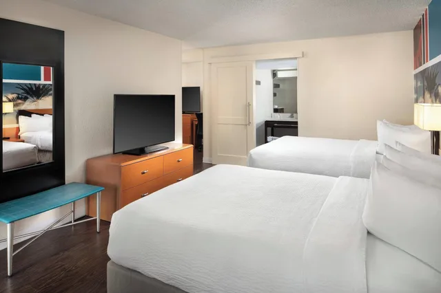 جناح جونيور بسريرين كوين، Fairfield Inn By Marriott Anaheim Resort 1/3