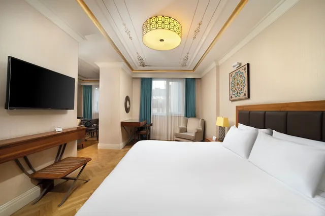 جناح بسرير كينج وسرير فردي، Golden Age Hotel Taksim 1/6