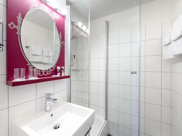 غرفة قياسية مفردة بسرير فردي، Mercure Hotel Munich Olympiapark 3/3