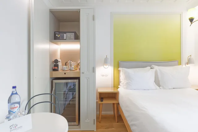غرفة سوبيريور بسرير كوين، Boutique Chiado Suites 4/8