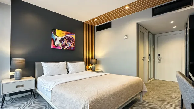 غرفة قياسية بسرير كينج، Silver 39 Boutique Hotel 2/10