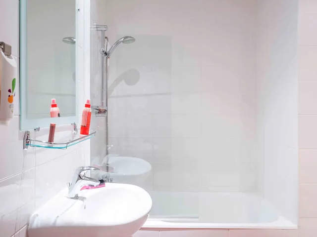 غرفة قياسية بسرير مزدوج، ibis Styles Asnieres Centre 8/9
