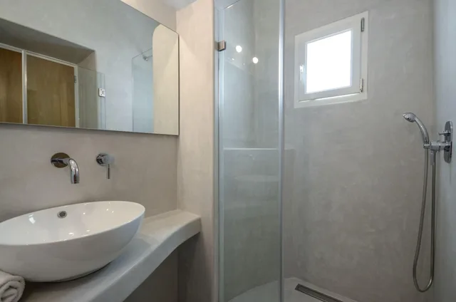 جناح جونيور بإطلالة جزئية على البحر، Antony Suites 6/7