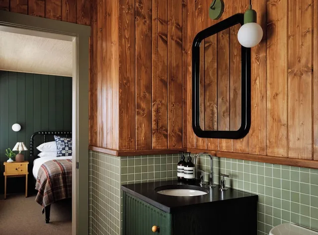 جناح بسرير كوين، The Alpine House Lodge & Cottages 3/4
