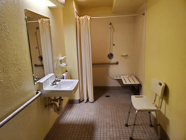 غرفة بسرير فردي لذوي الإعاقة، Travel Inn Motel 2/2