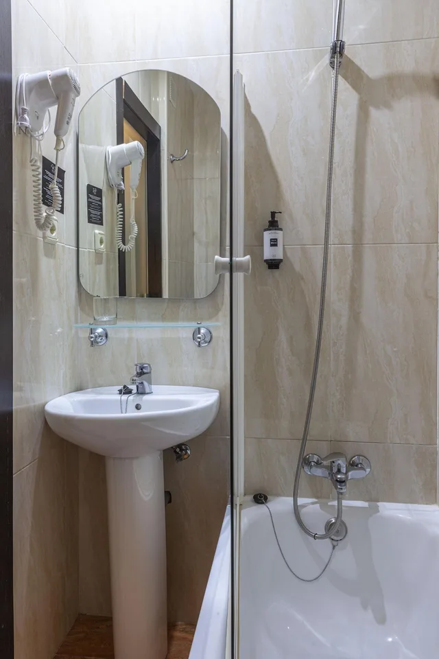 غرفة مفردة، Macia Plaza 6/13