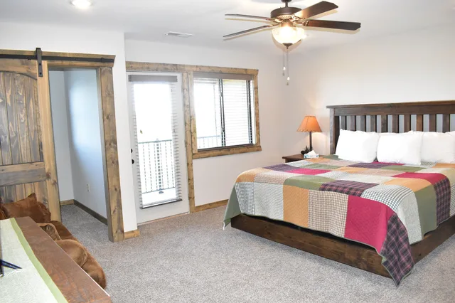 3 Bedrooms, Condo, Loft, King Bed, 2 Queen Beds, Bunk Bed, Lake View, Sofa، Indian Point Lodge Amp Condominiums 1/10