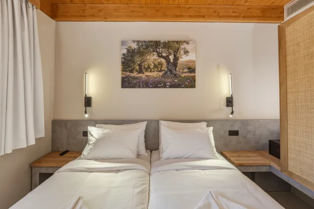 2 Bedrooms, Suite, Two Story, Outdoor Jetted Tub، VOLTA Seaside hotel - Adult-only 2/10