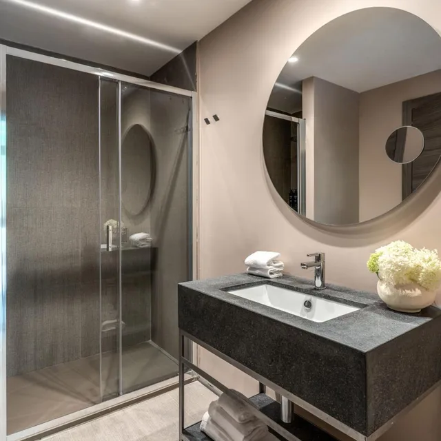 جناح، Parioli Cube Hotel 5/6