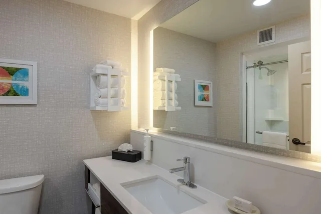 غرفة بسريرين كوين لغير المدخنين، Hampton Inn Alpharetta Roswell Ga 9/10