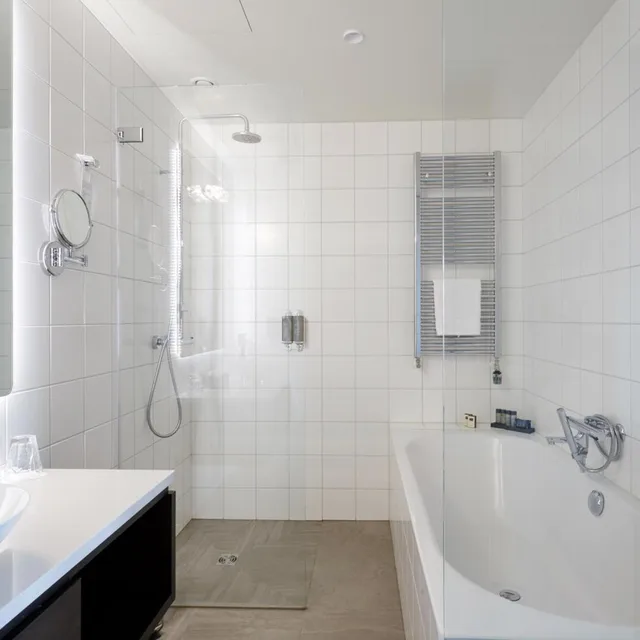 Tower, Suite, King Bed، Fosshotel Reykjavik 4/4