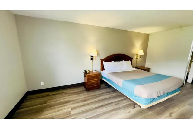 غرفة بسرير كينج، Motel6 McGraw, NY - Cortland 1/1