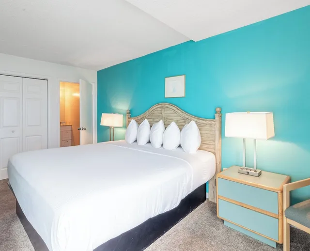 3 Bedrooms, Condo, Premium, Bay View, Balcony، Bay Club Resort 9/10