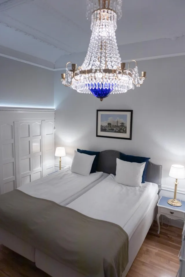 Room, Double Bed, No Window، Crystal Plaza Hotel 4/6