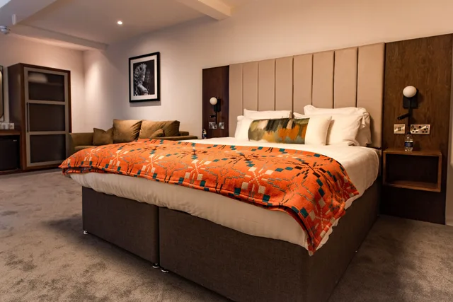 غرفة فاخرة ثلاثية بسرير كينج بغرفة نوم واحدة في الطابق الأرضي، Lace Market Hotel 4/6