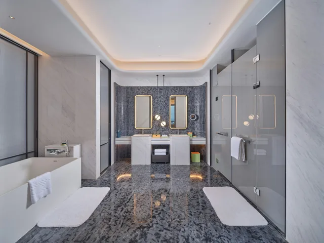 جناح رئاسي بسرير كينج، Hilton Huizhou 3/3
