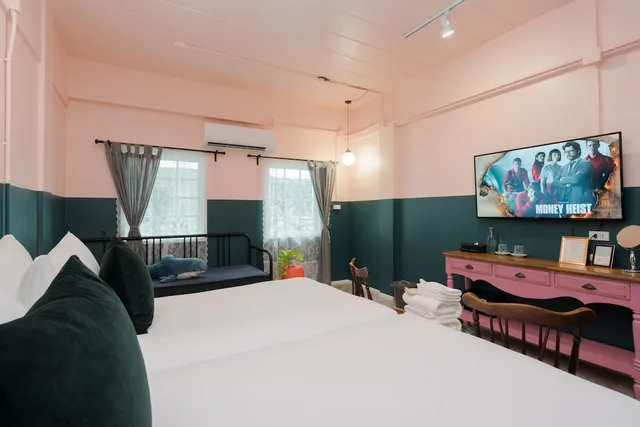 غرفة ديلوكس بسريرين منفصلين، Blu Monkey Boutique Phuket Town 5/7