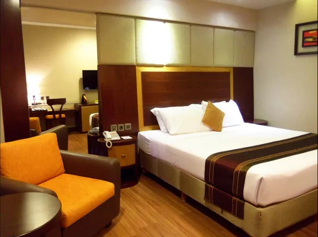 غرفة سوبيريور بسرير فردي، Regents Park Hotel 2/3