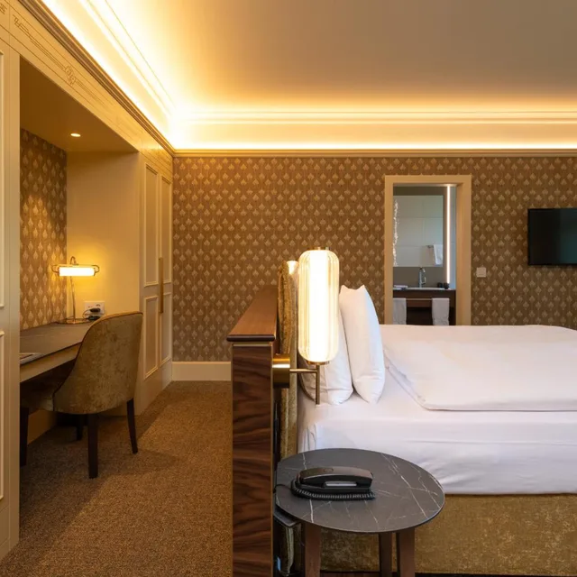 غرفة ديلوكس بسرير مزدوج بشرفة، Cresta Palace 3/5
