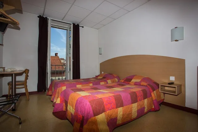 غرفة بسريرين منفصلين، HOTEL DE LYON 2/7