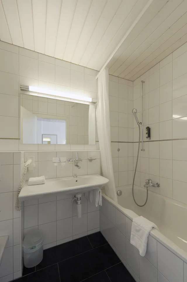 غرفة رباعية، Beausite Hotel Interlaken 1/1