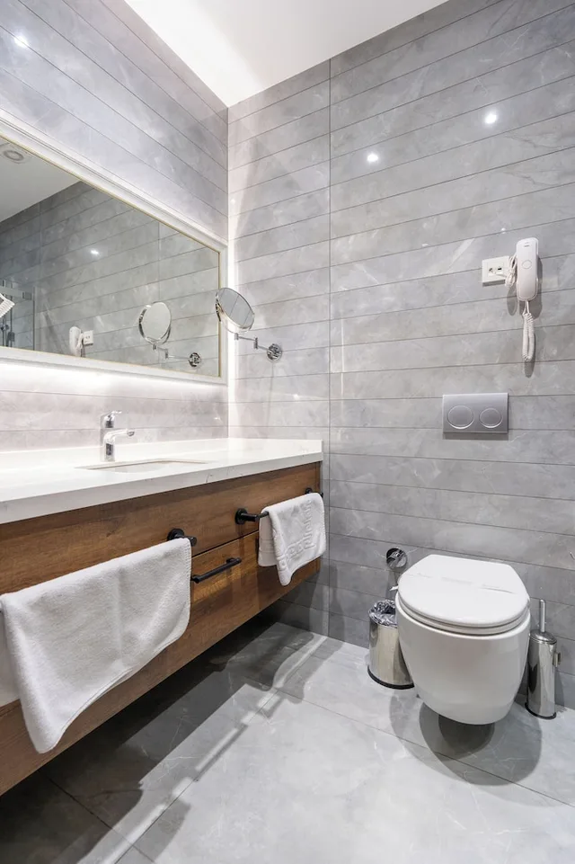 Junior Suite, 1 Single and 2 Double Beds، Mardy Hotel 3/5