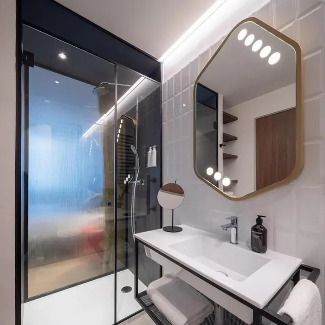 Cozy, Twin Beds, Urban Hive Milano 3/4