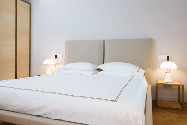 جناح بزنس بسرير كوين، Belvedere 4/8