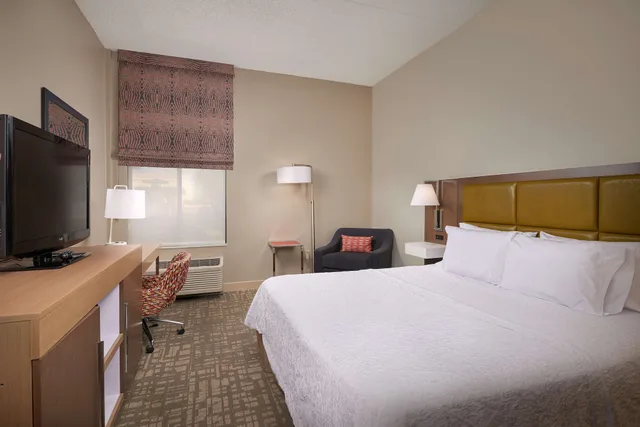 غرفة بسرير كوين، Hampton Inn Phoenix/Anthem 1/2