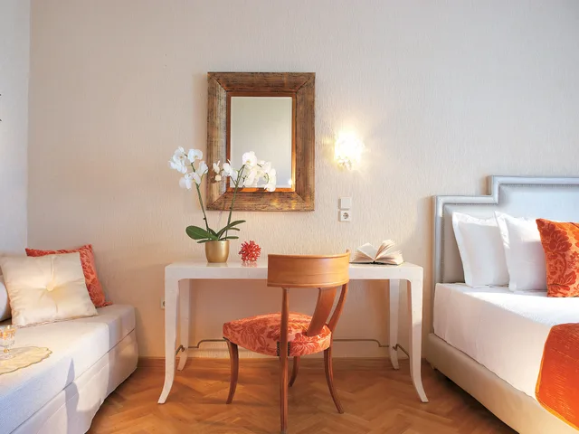 غرفة بسرير مزدوج بإطلالة على البحر، Creta Palace, A Resort to Live 8/10