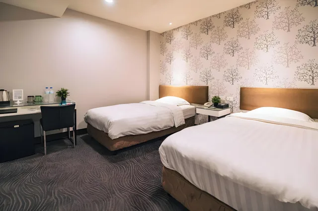 economy, Hotel Puri Ximen Branch 1/2