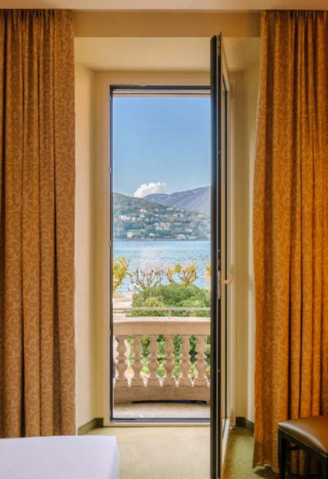جناح بإطلالة على البحيرة، Palace Hotel 2/2