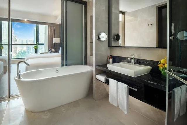 غرفة بريميوم بسريرين منفصلين مع دخول صالة النادي، Crowne Plaza Shenzhen Longgang City Centre 4/4