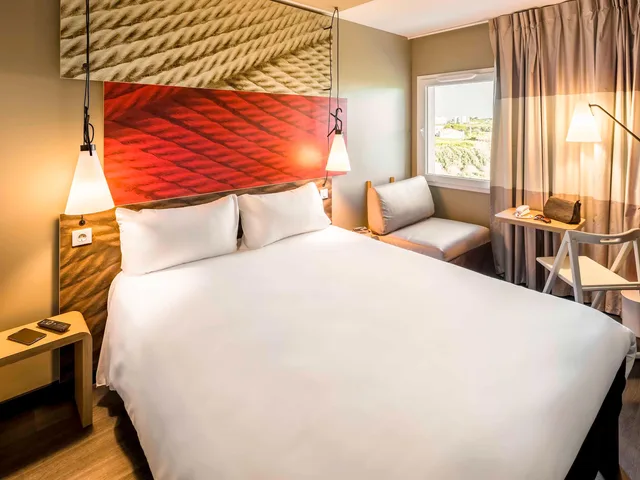 غرفة بسرير مزدوج مع سرير إضافي، Ibis Faro Algarve 4/9