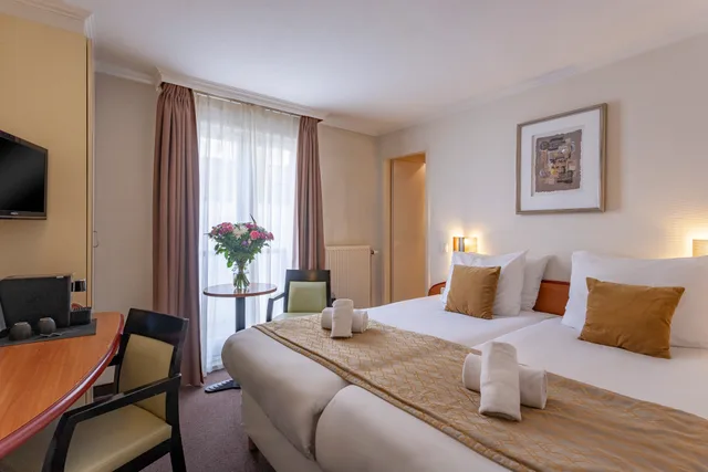 Room, Twin Beds, Avenue Hotel Amsterdam 2/10