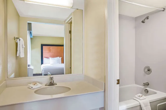 غرفة بسرير كينج لذوي الإعاقة، La Quinta Inn by Wyndham Killeen - Fort Hood 3/3