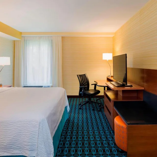 غرفة قياسية بسرير كينج، Fairfield Inn Suites By Marriott Paramus 4/8