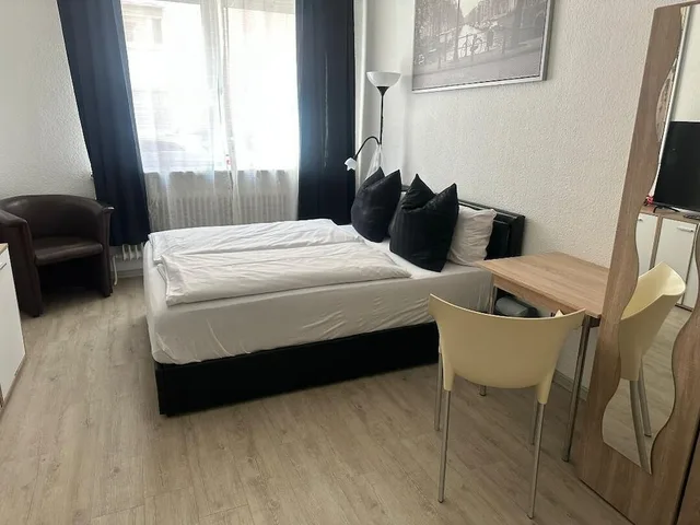 Standard, Twin Beds, Sultanias Melanchthon 1/7