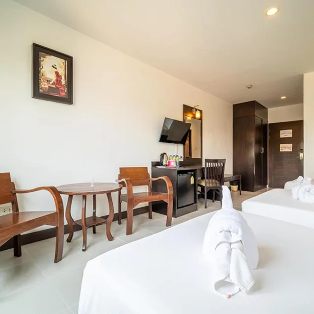 جناح سوبيريور، Sunday JA Plus Hotel 8/10
