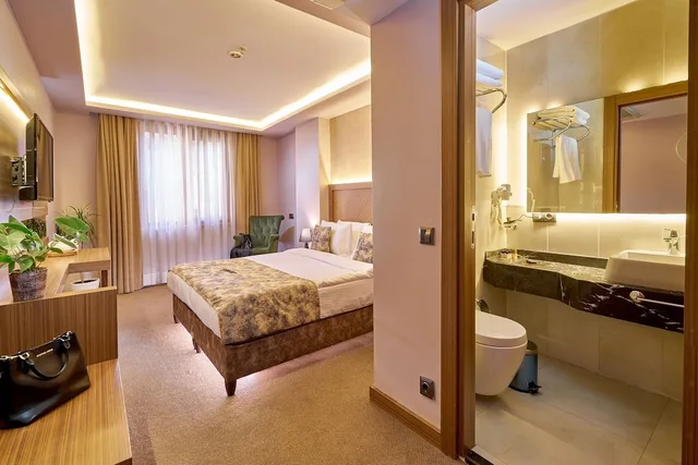 غرفة قياسية بسرير كوين، Atro Hotel 9/9